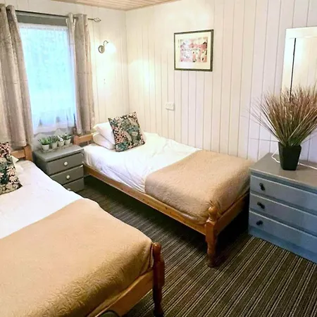 펜션 Beech 5 Hot Tub